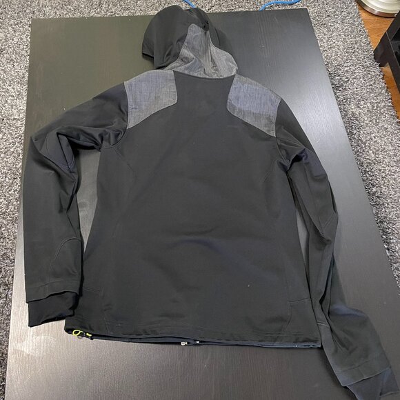 Columbia light weight Jacket plus 2 free fall/spring jacket size M - Picture 2 of 15